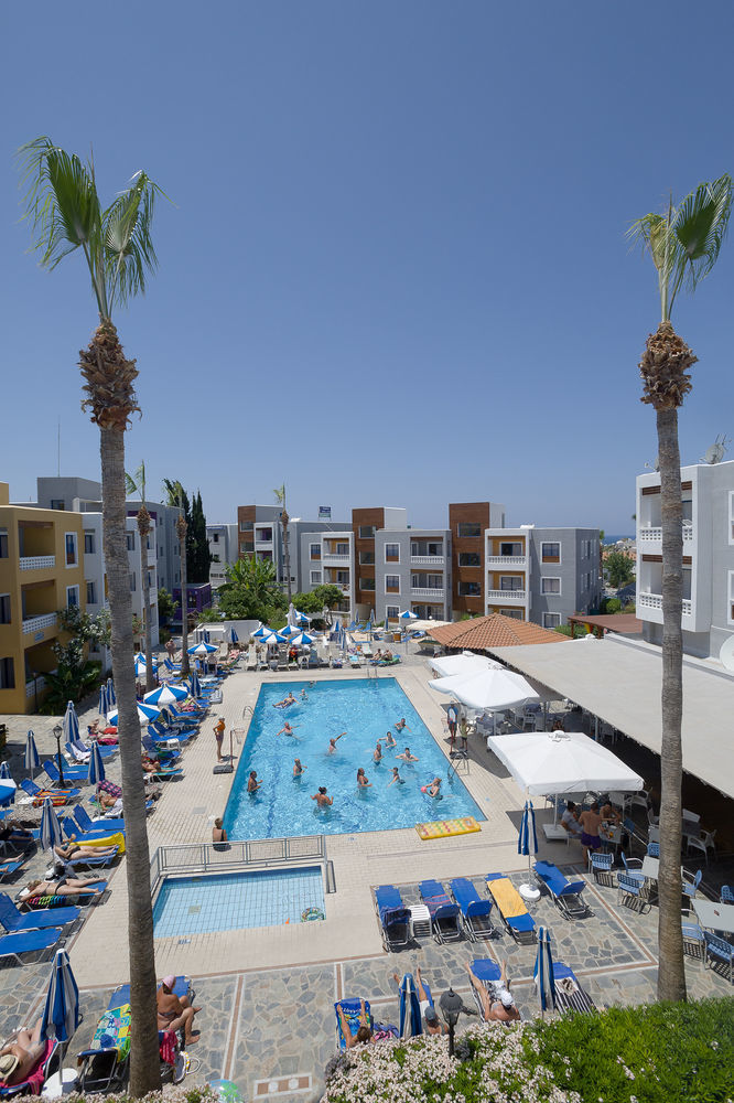 Kefalos - Damon Hotel Apartments Paphos Exterior foto