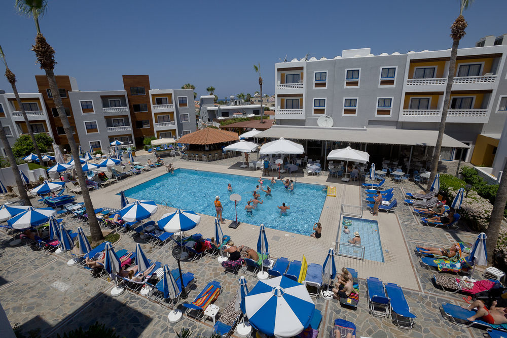 Kefalos - Damon Hotel Apartments Paphos Exterior foto